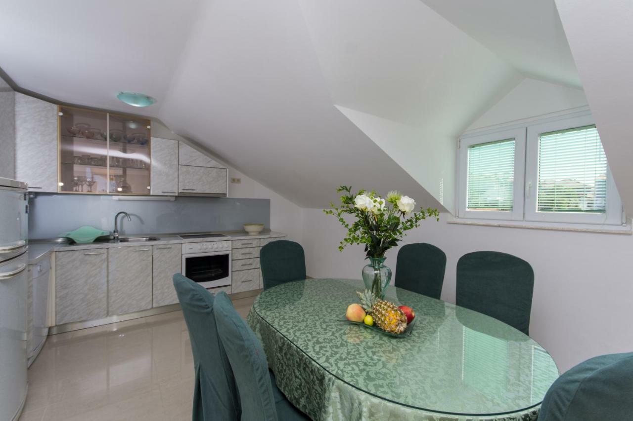 Apartmani Zana Okrug Gornji Exteriér fotografie