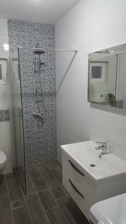 Apartmani Zana Okrug Gornji Exteriér fotografie