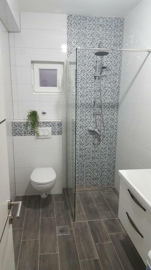 Apartmani Zana Okrug Gornji Exteriér fotografie