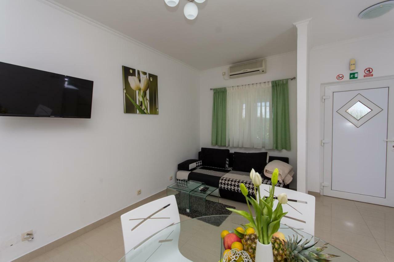 Apartmani Zana Okrug Gornji Exteriér fotografie