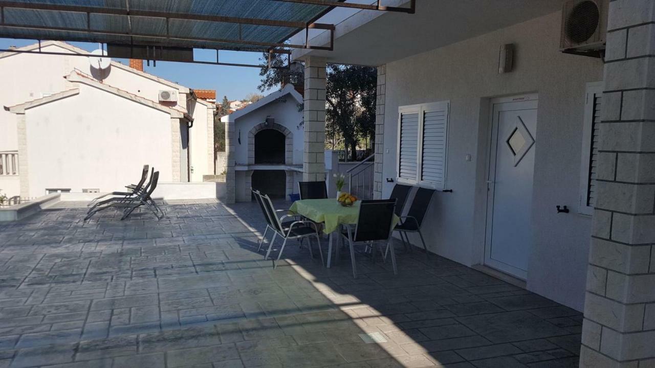 Apartmani Zana Okrug Gornji Exteriér fotografie